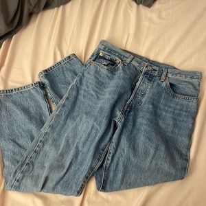 Levi’s straight jeans